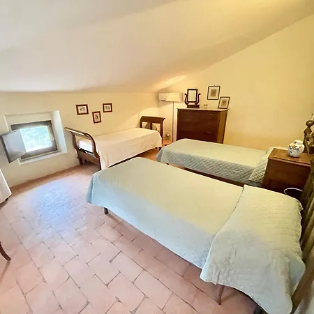 Villa Exc Beautiful Villa, Pool Grounds - Pool House - Sleeps 11 Guests