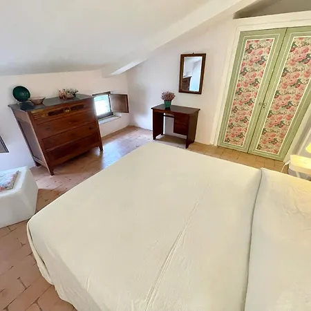 Exc Beautiful Villa, Pool Grounds - Pool House - Sleeps 11 Guests * Spoleto