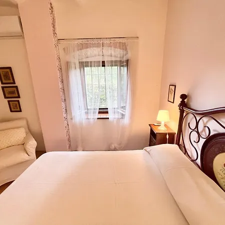 Exc Beautiful Villa, Pool Grounds - Pool House - Sleeps 11 Guests * Spoleto