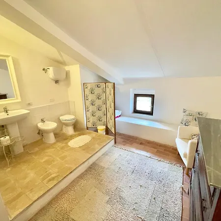 Exc Beautiful Villa, Pool Grounds - Pool House - Sleeps 11 Guests * Σπολέτο