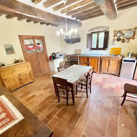 Villa Exc Beautiful Villa, Pool Grounds - Pool House - Sleeps 11 Guests *