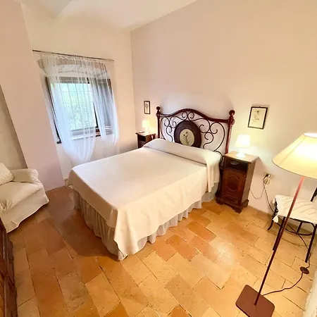 Exc Beautiful Villa, Pool Grounds - Pool House - Sleeps 11 Guests Βίλα