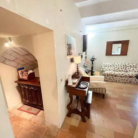 Exc Beautiful Villa, Pool Grounds - Pool House - Sleeps 11 Guests Βίλα