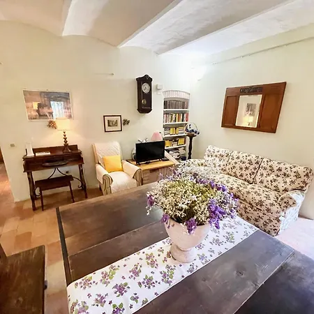 Exc Beautiful Villa, Pool Grounds - Pool House - Sleeps 11 Guests Villa Spoleto