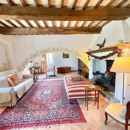 Exc Beautiful Villa, Pool Grounds - Pool House - Sleeps 11 Guests * Spoleto